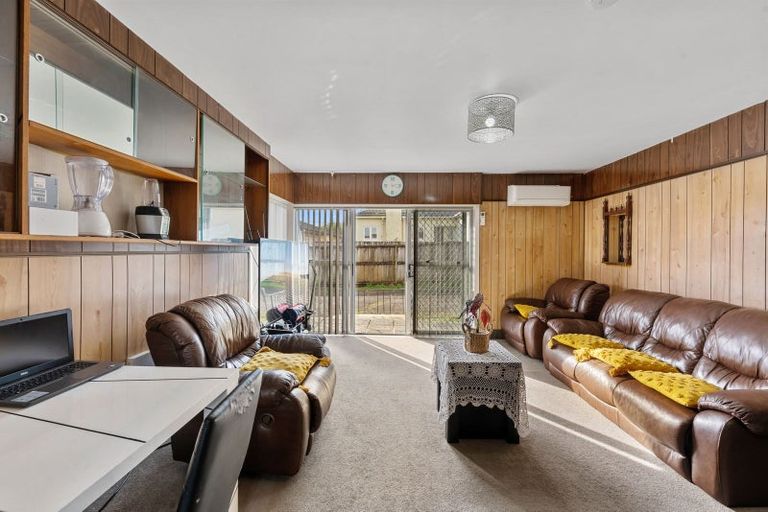 Photo of property in 2/75 Coronation Road, Papatoetoe, Auckland, 2025