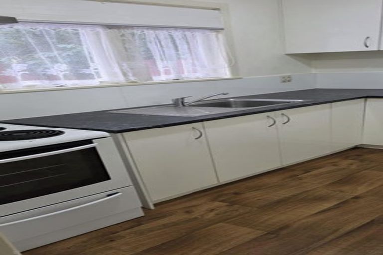 Photo of property in 1/20 Lynette Place, Mangere, Auckland, 2022