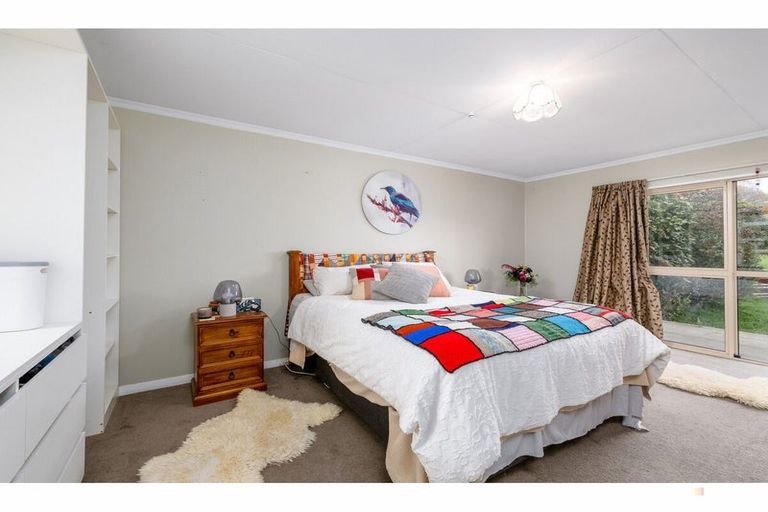 Photo of property in 856 Hakataramea Highway, Waimate, 7977
