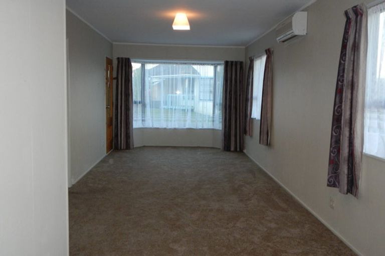 Photo of property in 3/37 Bracken Road, Paparangi, Wellington, 6037