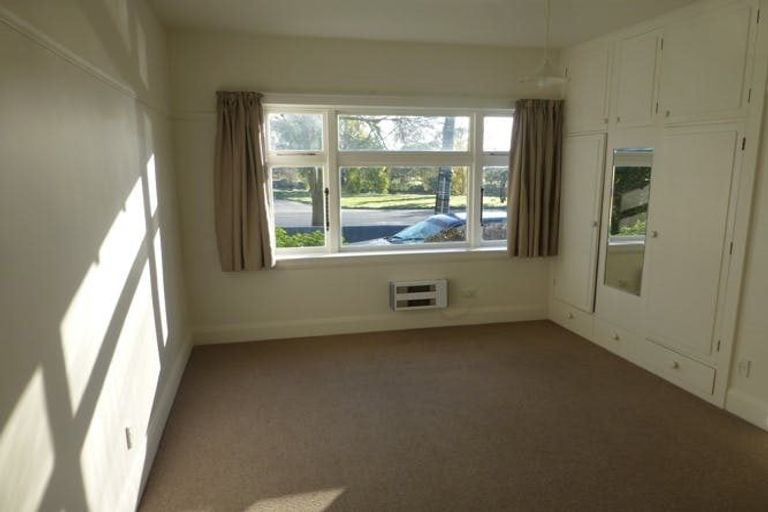 Photo of property in 108 Retreat Road, Avonside, Christchurch, 8061