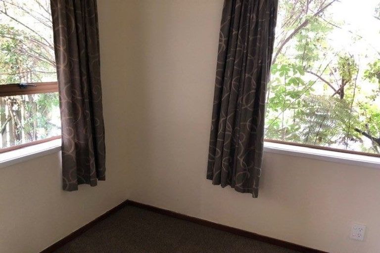 Photo of property in 83 Daffodil Street, Titirangi, Auckland, 0604