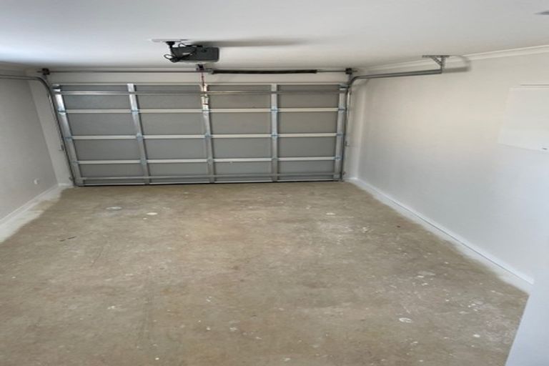 Photo of property in 2/20 Marama Street, Castor Bay, Auckland, 0620