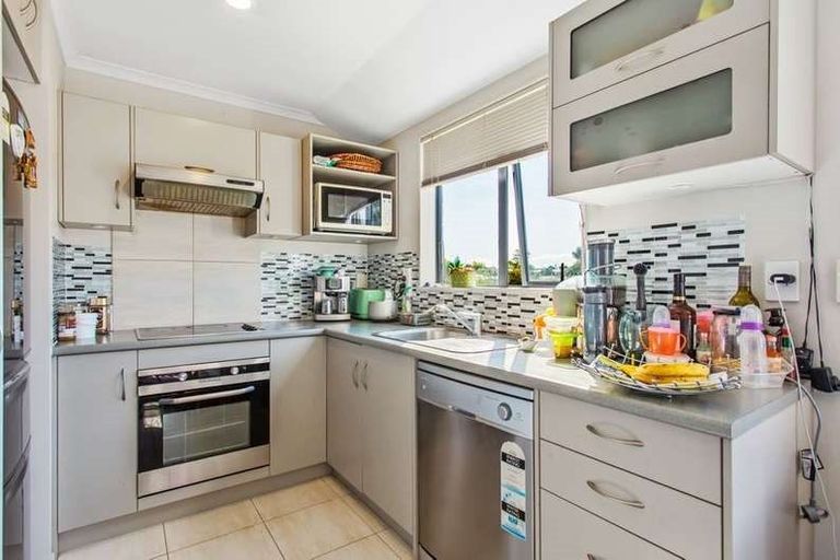 Photo of property in 72 Coxhead Road, Manurewa, Auckland, 2102