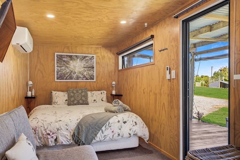Photo of property in 1261 Frankley Road, Hurworth, New Plymouth, 4371