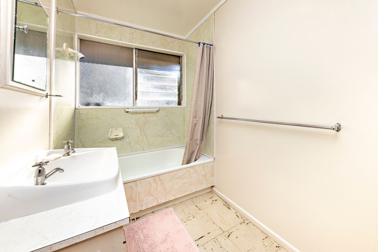 Photo of property in 3 Allenby Road, Papatoetoe, Auckland, 2025