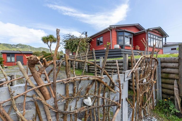 Photo of property in 751 Seven Mile Road, Runanga, 7803