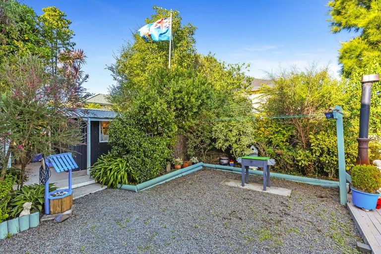 Photo of property in 110 Arawhata Road, Paraparaumu, 5032