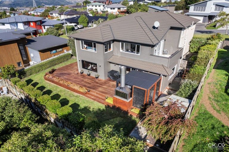 Photo of property in 15 Frankie Stevens Place, Riverstone Terraces, Upper Hutt, 5018