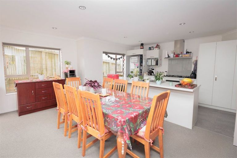 Photo of property in 36 Mauldeth Terrace, Churton Park, Wellington, 6037