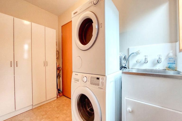 Photo of property in 14 Strauss Place, Somerfield, Christchurch, 8024