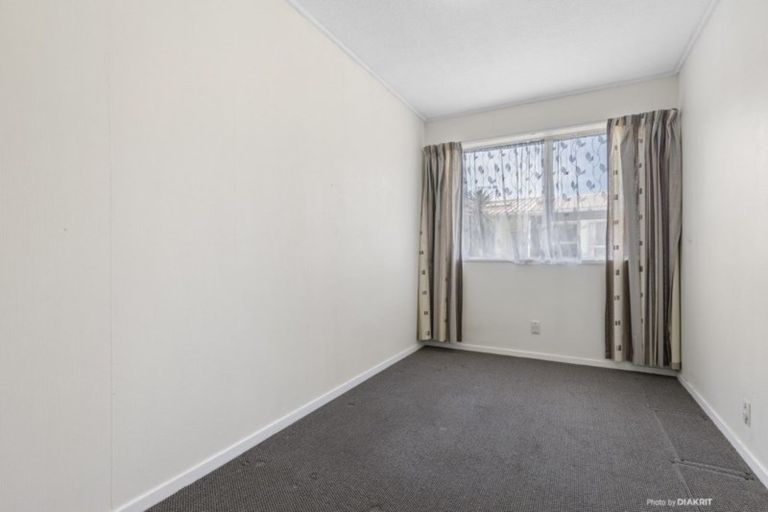 Photo of property in 171f4 Queens Drive, Lyall Bay, Wellington, 6022