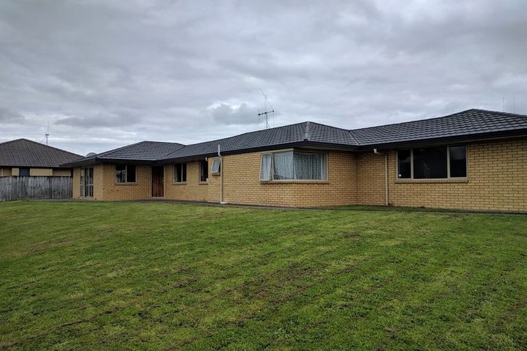 Photo of property in 1 Cumbria Way, Hamilton East, Hamilton, 3216