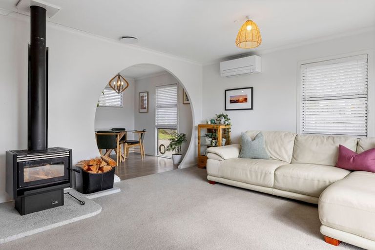 Photo of property in 93 Hyde Avenue, Richmond Heights, Taupo, 3330