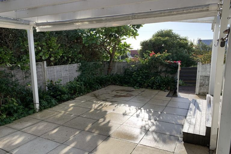 Photo of property in 1/11 Rewiti Avenue, Takapuna, Auckland, 0622