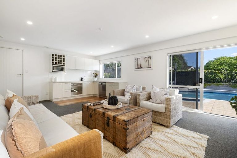 Photo of property in 27 Hemi Street, Narrow Neck, Auckland, 0622