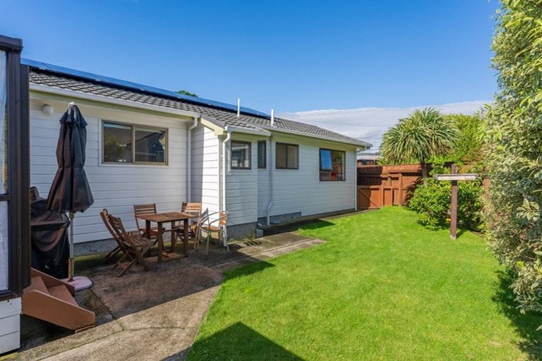Photo of property in 14a Dale Road, Raumati South, Paraparaumu, 5032