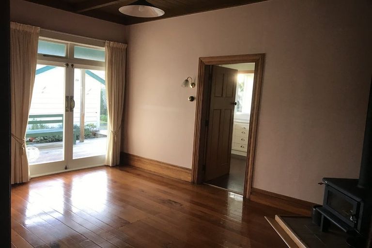 Photo of property in 26 Queen Street, Cambridge, 3434