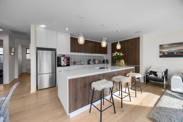 Photo of property in 29 Pounamu Avenue, Albert Town, 9305