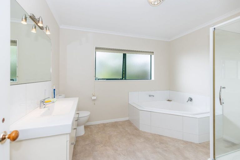 Photo of property in 17 Portobello Way, Huntington, Hamilton, 3210