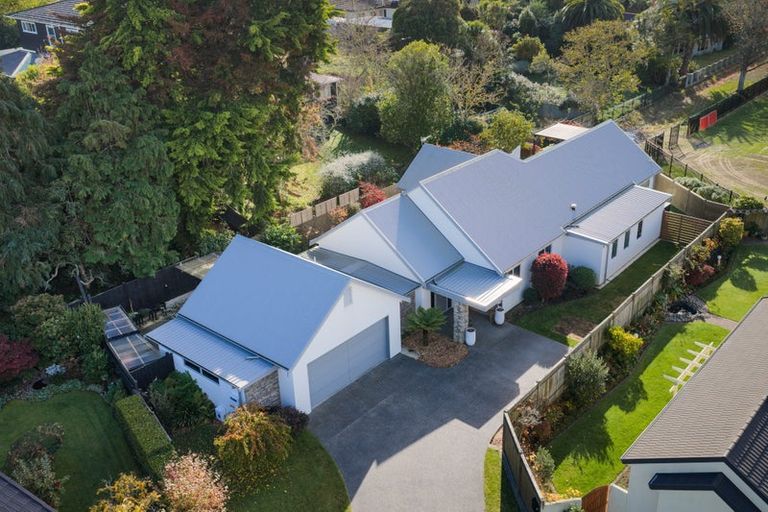 Photo of property in 5 Heritage Place, Terrace End, Palmerston North, 4410