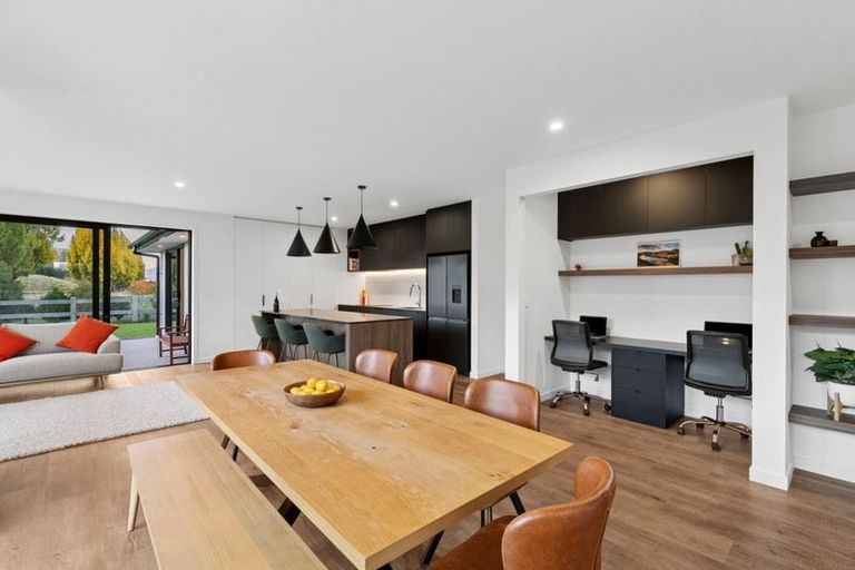 Photo of property in 34 Burbank Road, Wanaka, 9382