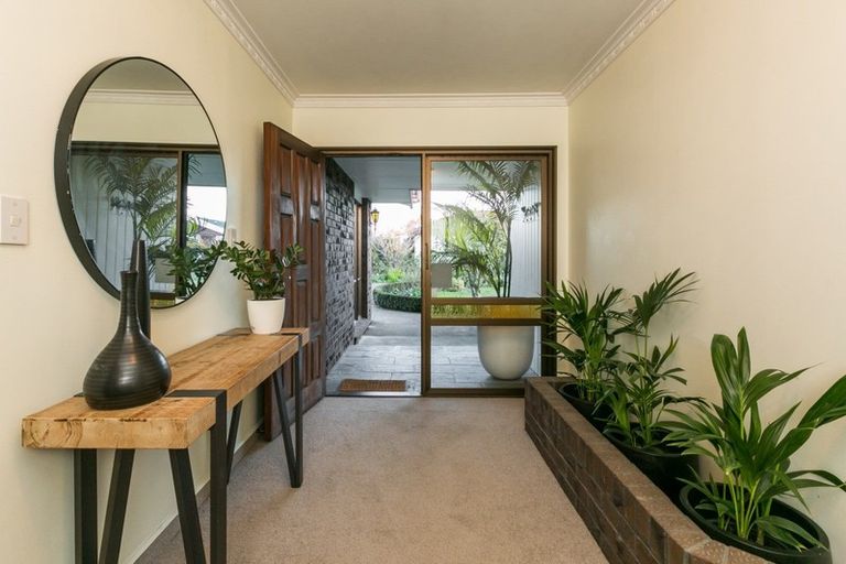 Photo of property in 35a Church Road, Taradale, Napier, 4112