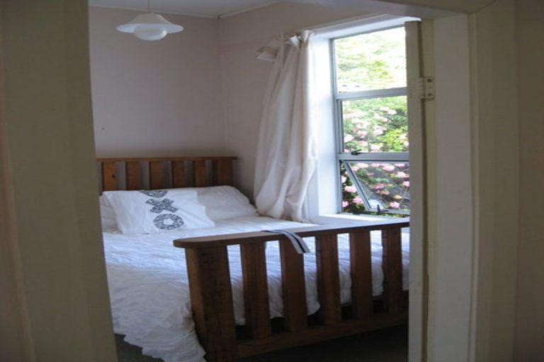 Photo of property in 87 Muritai Road, Eastbourne, Lower Hutt, 5013