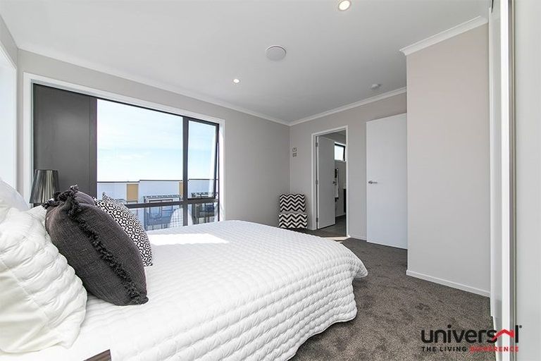 Photo of property in 479 Hobsonville Road, Hobsonville, Auckland, 0616