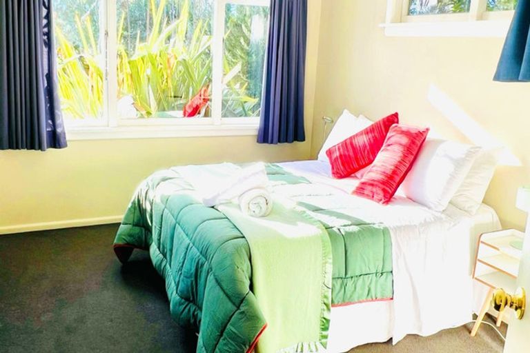 Photo of property in 59 Staveley Street, Avonhead, Christchurch, 8042