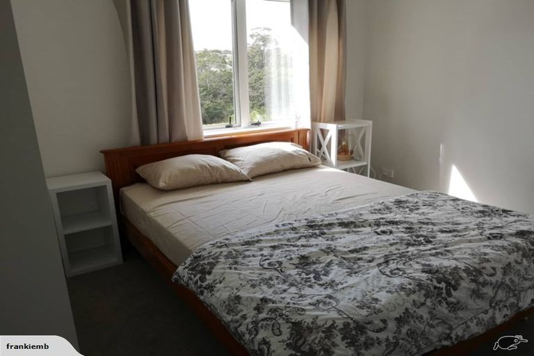 Photo of property in 10 Manutewhau Road, Massey, Auckland, 0614