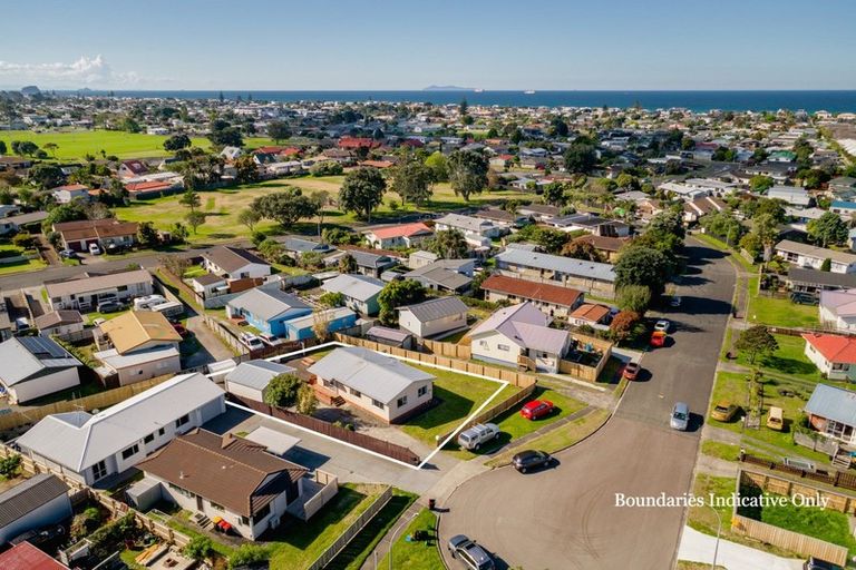 Photo of property in 14 Tahara Crescent, Mount Maunganui, 3116