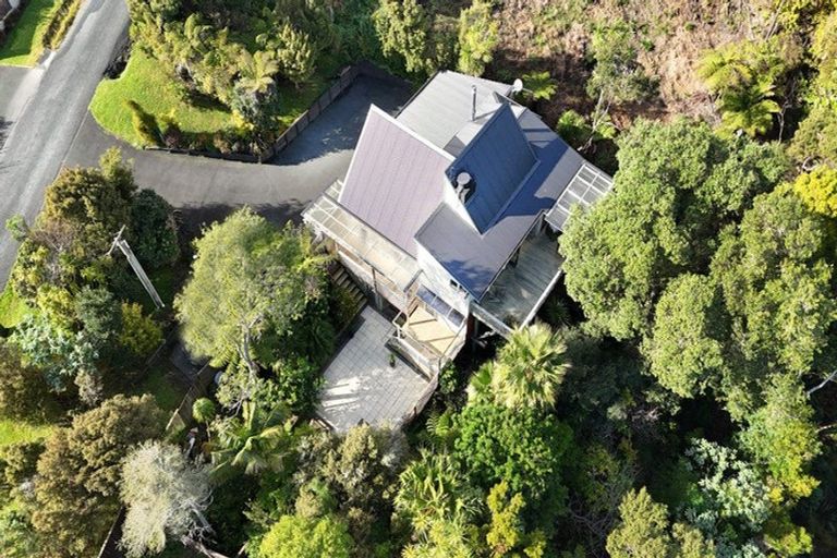 Photo of property in 3 Austin Road, Greenhithe, Auckland, 0632