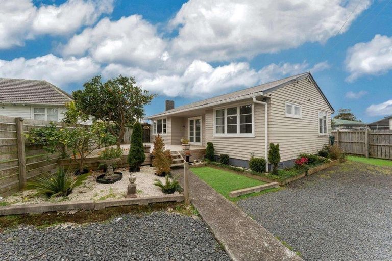 Photo of property in 5 Tui Crescent, Manurewa, Auckland, 2102