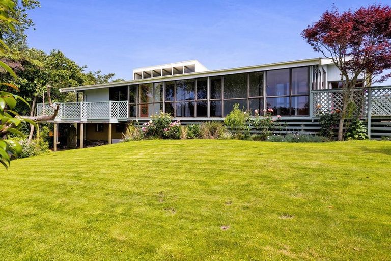 Photo of property in 4 Quin Crescent, Hawera, 4610