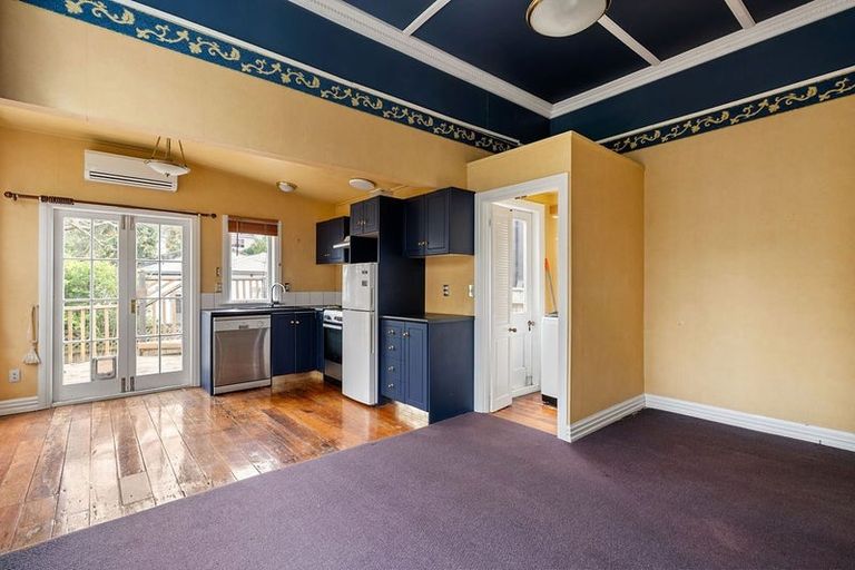 Photo of property in 15 Nairn Street, Mount Cook, Wellington, 6011