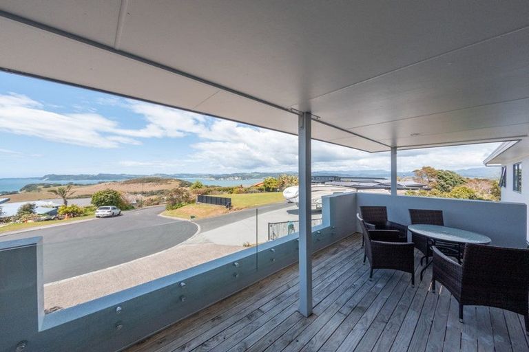 Photo of property in 171 Centennial Drive, Whitianga, 3510