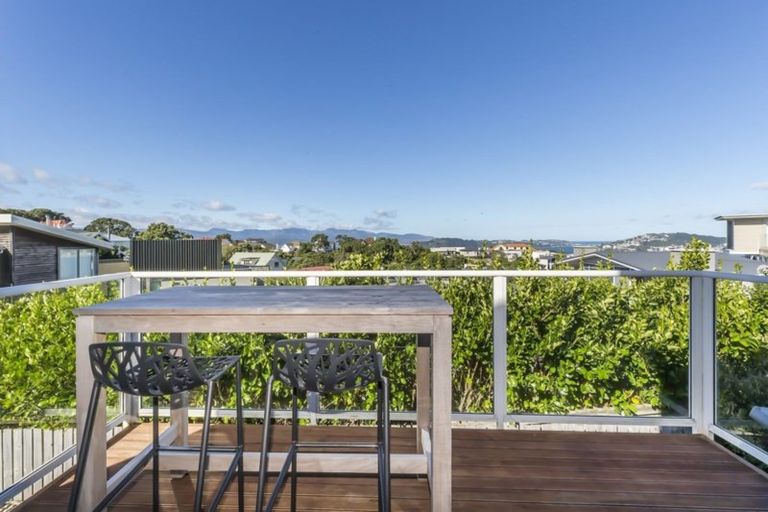 Photo of property in 30a Mandalay Terrace, Khandallah, Wellington, 6035