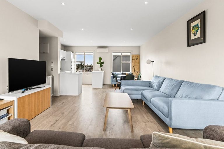 Photo of property in The Terraces, 34/9 Humber Street, Pandora, Napier, 4110