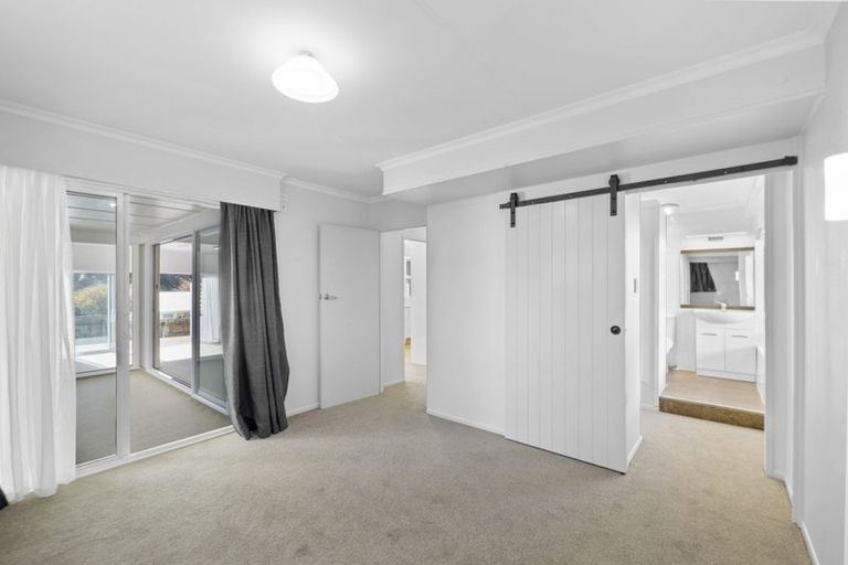 Photo of property in 41 Maratahu Street, Westown, New Plymouth, 4310