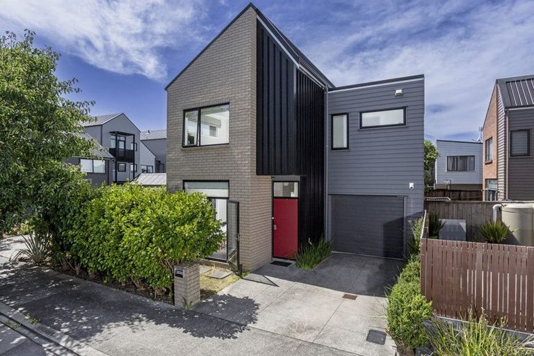Photo of property in 2 Rarahu Road, Hobsonville, Auckland, 0616