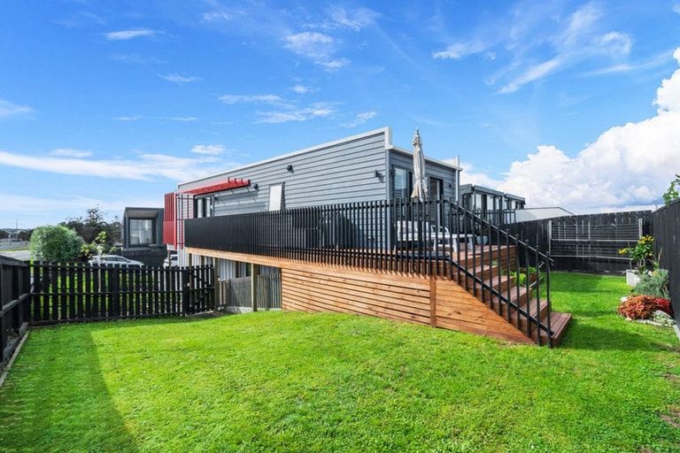 Photo of property in 1 Nugget Avenue, Hobsonville, Auckland, 0616