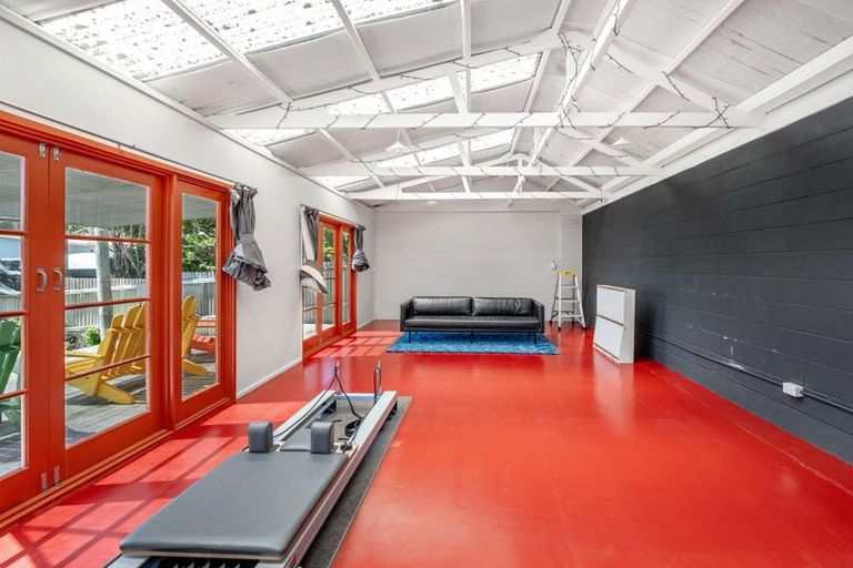 Photo of property in 14 Manga-pirau Street, Waikawa Beach, Manakau, 5573