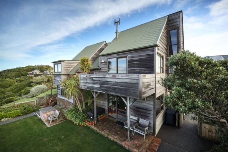 Photo of property in 10 Virginia Grove, Brooklyn, Wellington, 6021