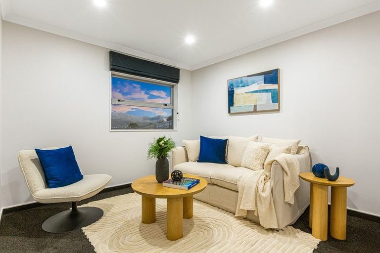 Photo of property in 38 Tongariro Drive, Aotea, Porirua, 5024