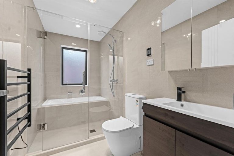 Photo of property in 14 Waimarie Drive, Karaka, 2578