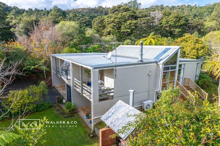 Photo of property in 41 Fendalton Crescent, Pinehaven, Upper Hutt, 5019