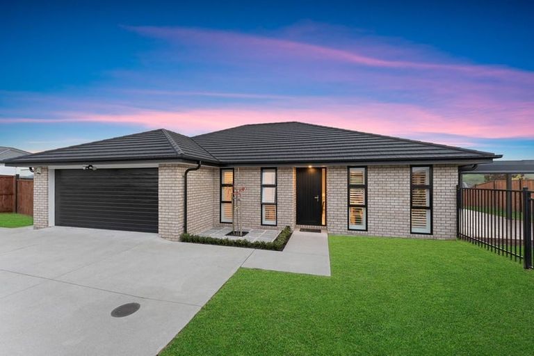 Photo of property in 100 Hitchen Road, Pokeno, 2402