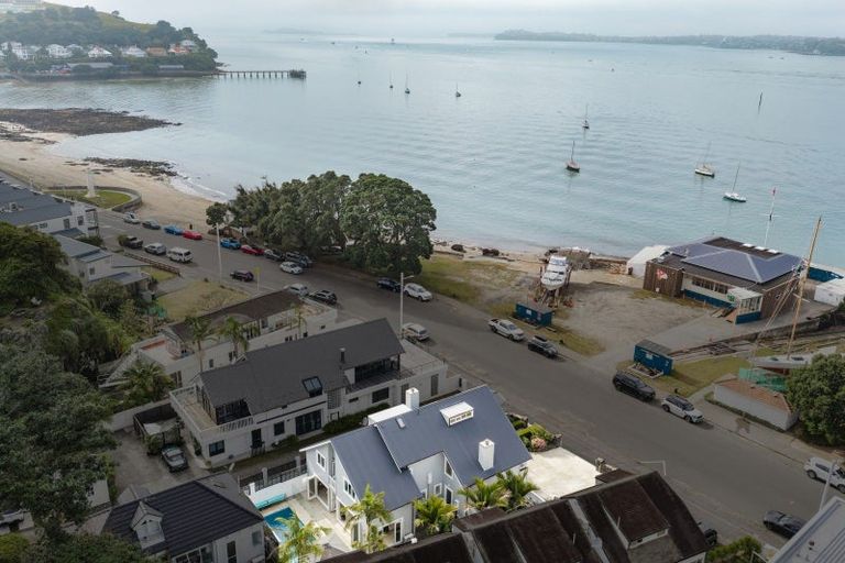 Photo of property in 20 King Edward Parade, Devonport, Auckland, 0624