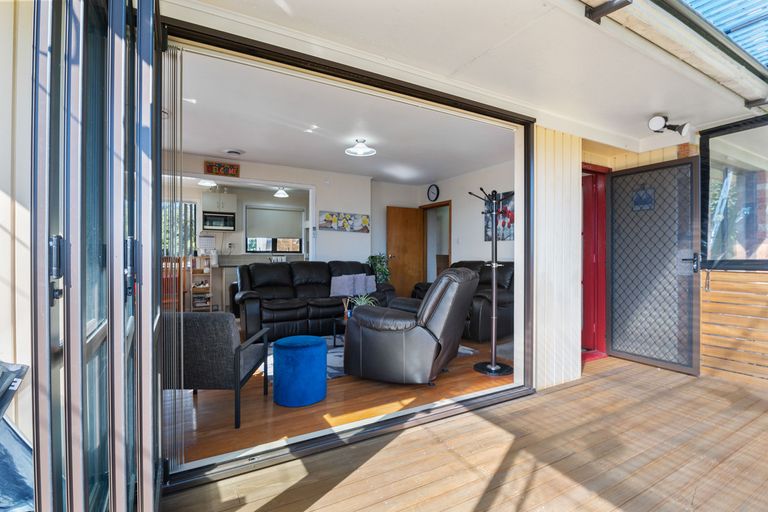 Photo of property in 3 Ngahu Street, Fairy Springs, Rotorua, 3015